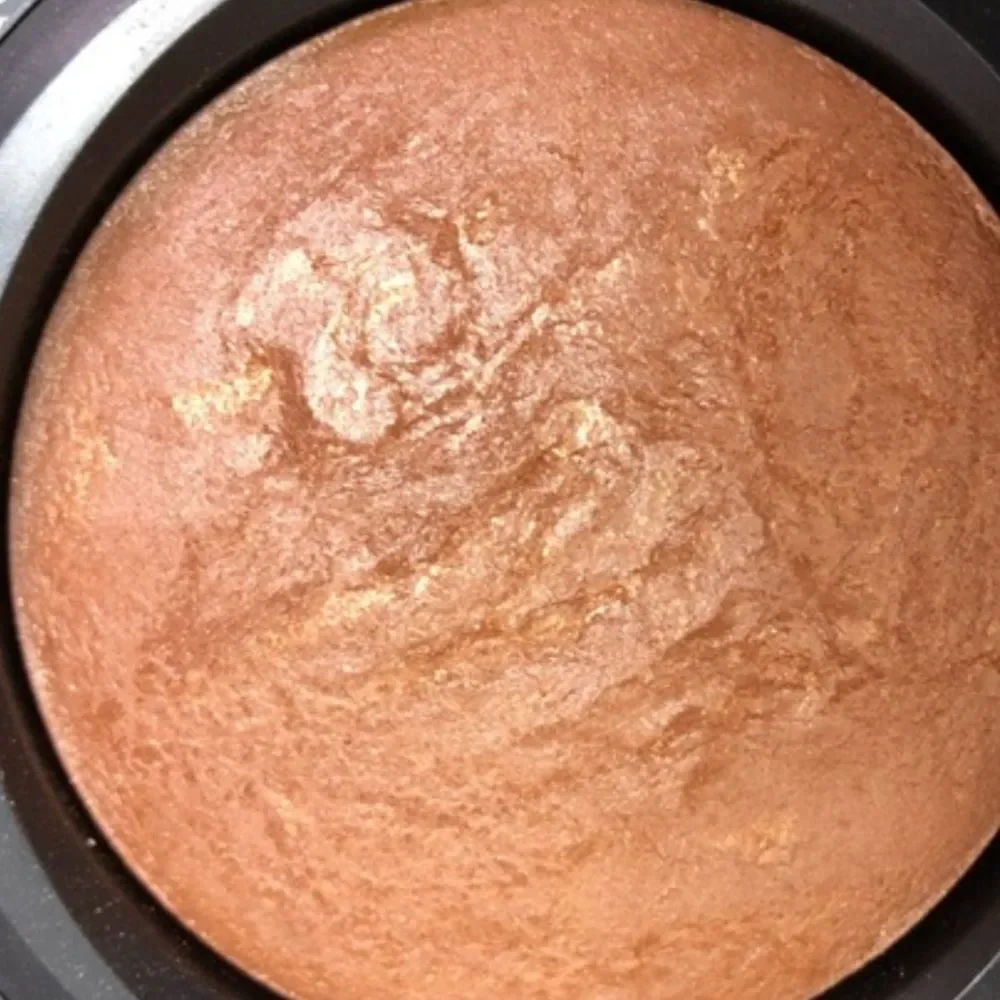 MAC RARE MINERALIZE SKINFINISH SHOOTING STAR NIB